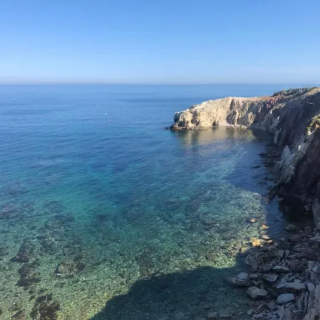 Le Onde Praiola Couette-café Terrasini
